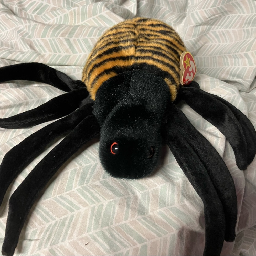 TY Beanie Buddy “Spinner” the Spider/Stuffed Animal 1999